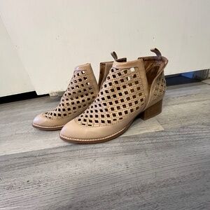Jeffrey Campbell Anthropologie "Taggart" Leather Ankle Boots